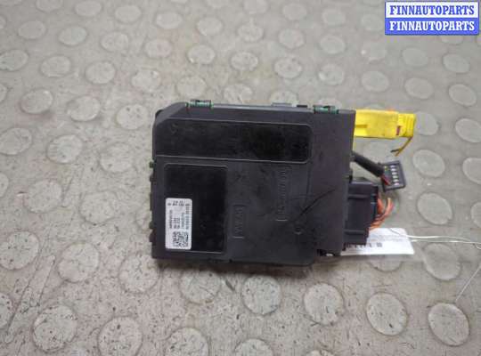 купить Блок управления подрулевыми переключателями на Volkswagen Touran 2003-2006