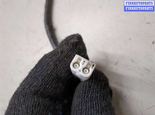 купить Антенна на Toyota Auris E18 2012-
