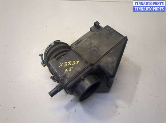Резонатор воздушного фильтра TT887163 на Toyota Sienna 2 2003-2010