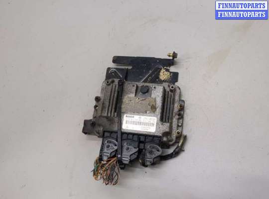 Блок управления двигателем RN1607618 на Renault Megane 2 2002-2009
