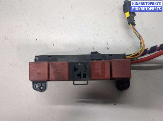 купить Блок реле на Renault Espace 4 2002-2014