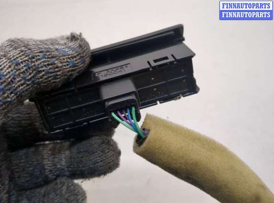 купить Кнопка открывания багажника салонная на Lexus LS460 2006-2017