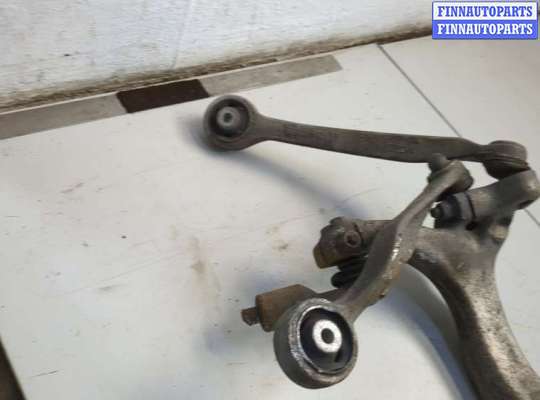 купить Ступица (кулак, цапфа) на Audi A4 (B6) 2000-2006