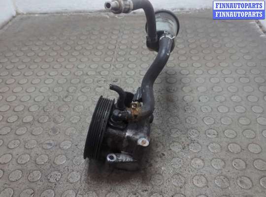 Насос гидроусилителя руля (ГУР) FO2138773 на Ford Focus 2 2008-2011