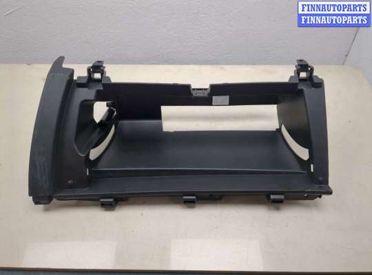 купить Бардачок (вещевой ящик) на Chevrolet Malibu 2018-2025