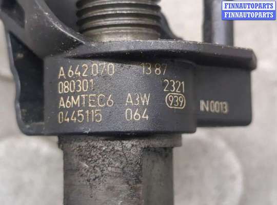 Форсунка топливная на Mercedes-Benz C (W204)