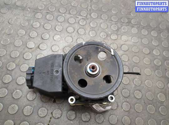 Насос гидроусилителя руля (ГУР) MB1722159 на Mercedes C W202 1993-2001
