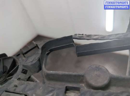 купить Рамка передняя (телевизор) на Skoda Octavia (A5) 2004-2013