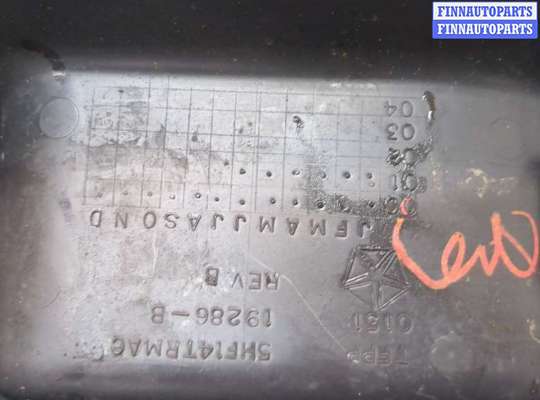 купить Консоль салона (кулисная часть) на Jeep Wrangler 1996-2006