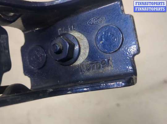 Петля двери на Ford F-150 XII