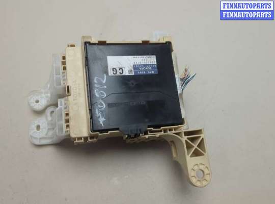 купить Блок предохранителей на Toyota RAV 4 2013-2015