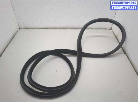 купить Уплотнитель на Mercedes S W222 2013-2020