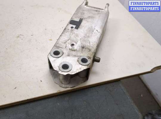 купить Кронштейн усилителя бампера на BMW 7 F01 2008-2015
