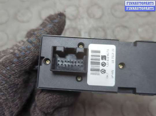 купить Кнопка стеклоподъемника (блок кнопок) на Skoda Fabia 1999-2007