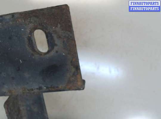 купить Кронштейн (лапа крепления) на Nissan X-Trail (T30) 2001-2007