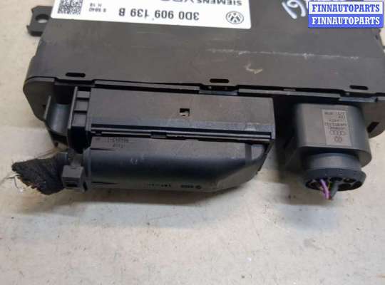 купить Блок управления центральным замком на Volkswagen Touareg 2002-2007