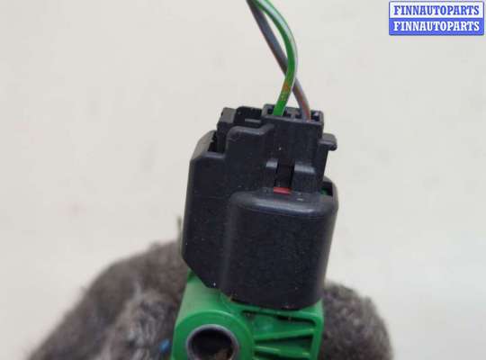 купить Датчик удара на Volvo XC60 2008-2017