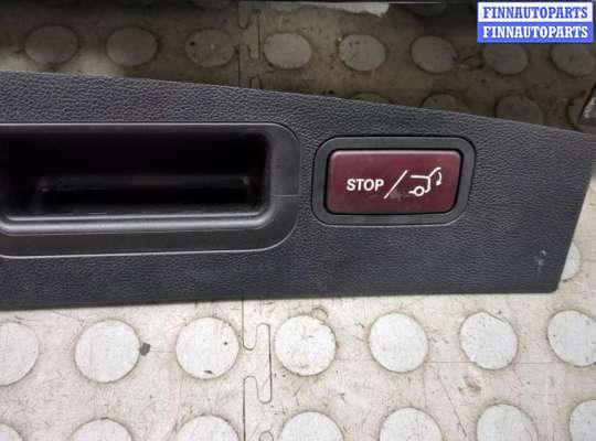 купить Обшивка крышки (двери) багажника на Mercedes ML W164 2005-2011