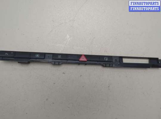 купить Кнопка аварийки на Audi A8 (D3) 2002-2010