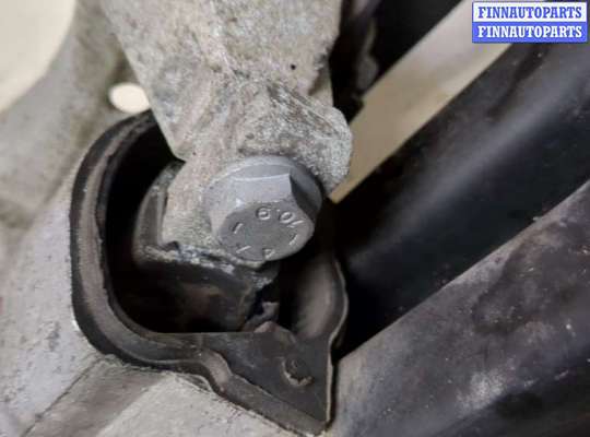 Подушка КПП на Mercedes-Benz C (W204)
