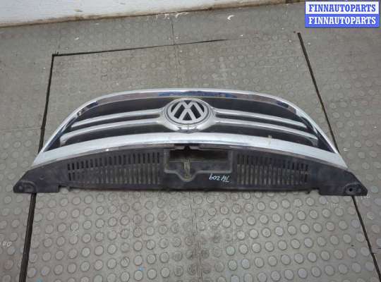 купить Решетка радиатора на Volkswagen Tiguan 2007-2011