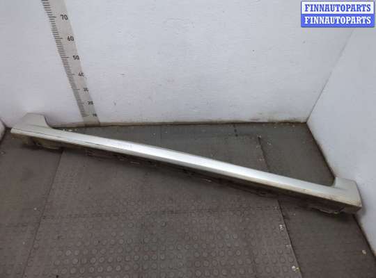 Накладка на порог TT893769 на Toyota Corolla E12 2001-2006