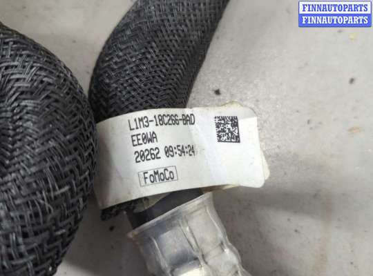 Патрубок (трубка, шланг) на Ford Explorer VI (U625)