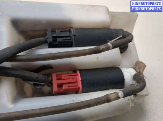 купить Бачок омывателя на Toyota Corolla Verso 2004-2009