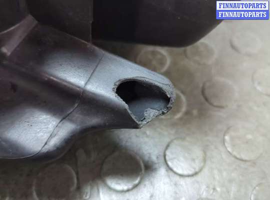 купить Корпус воздушного фильтра на Toyota Yaris 1999-2006