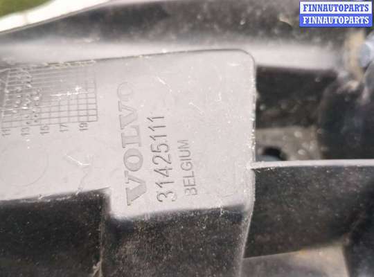 купить Крыло на Volvo V40 2012-2020
