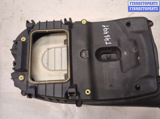 купить Корпус воздушного фильтра на Mercedes C W204 2007-2013