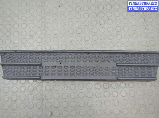 купить Заглушка (решётка) бампера на Ford Escape 2012-2015