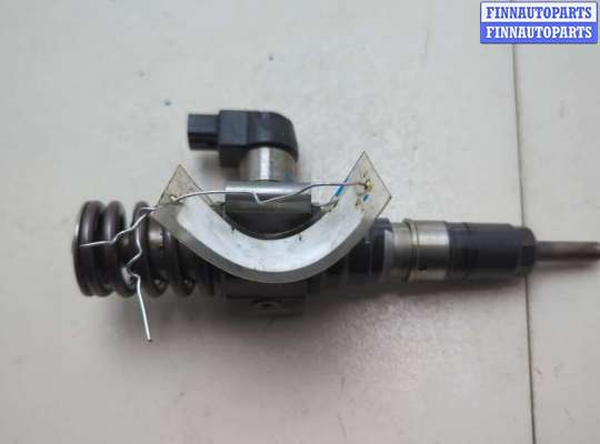 купить Форсунка топливная на Volkswagen Touran 2006-2010