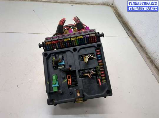 купить Блок предохранителей на Volkswagen Sharan 2000-2010