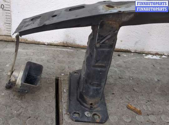 купить Усилитель бампера на BMW 1 E87 2004-2011