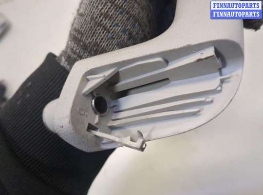 купить Ручка потолка салона на Toyota Tundra 2007-2013