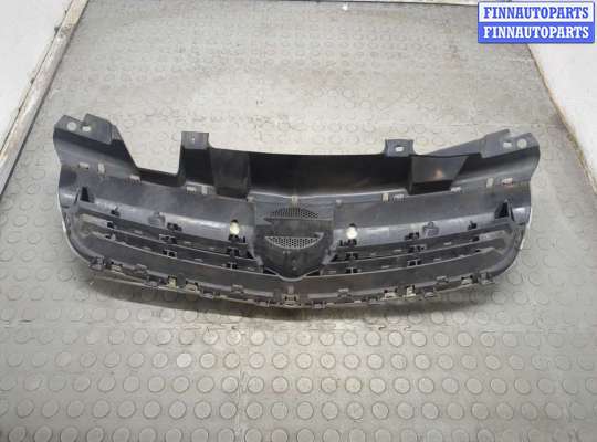 купить Решетка радиатора на Opel Zafira B 2005-2014