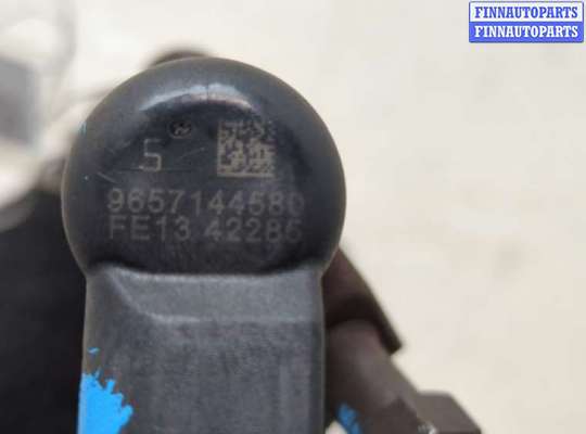 купить Форсунка топливная на Volvo S40 2004-