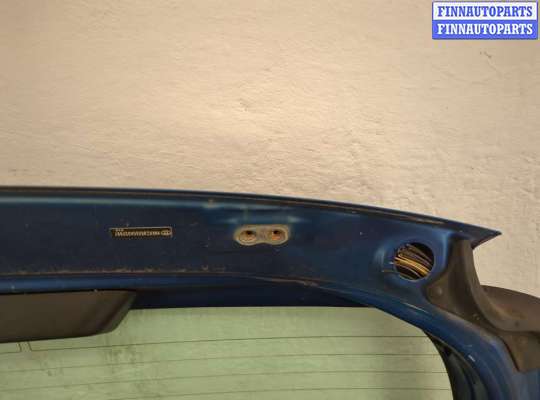 купить Кнопка открывания багажника с крышки на Toyota Yaris 2005-2011