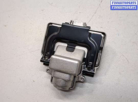 купить Камера переднего вида на Mercedes S W221 2005-2013
