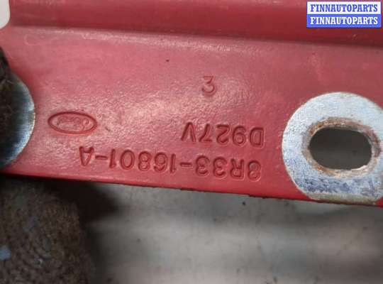 Петля капота