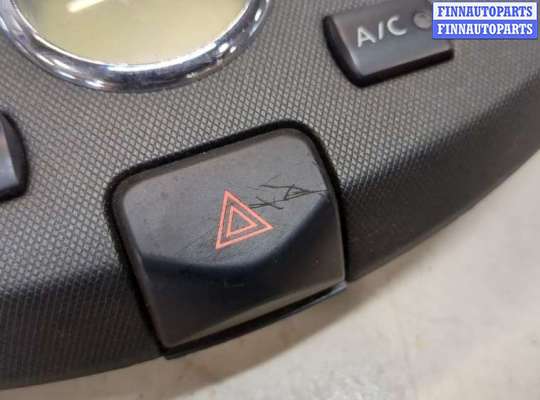 купить Переключатель отопителя (печки) на Nissan Note E11 2005-2013