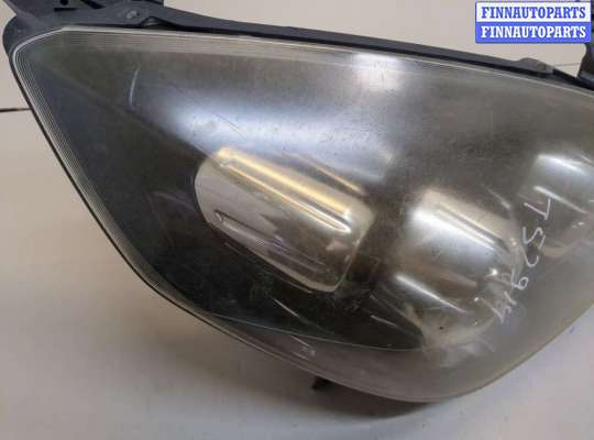 Фара передняя на Opel Vectra C