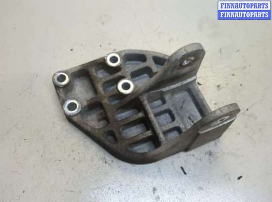 купить Кронштейн КПП на KIA Carnival 2001-2006