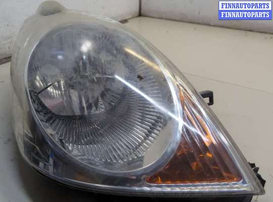 Фара передняя на Nissan Note (E11)