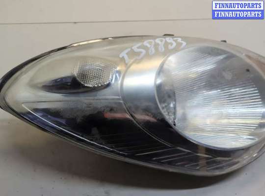 Фара передняя на Nissan Note (E11)