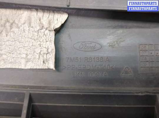 купить Решетка радиатора на Ford C-Max 2002-2010