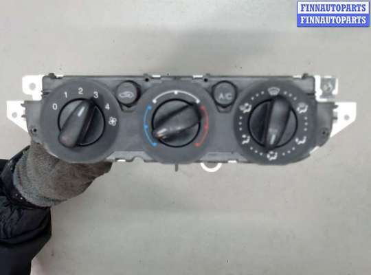 купить Переключатель отопителя (печки) на Ford Focus 2 2008-2011