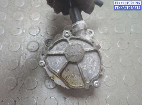 купить Насос вакуумный на Volkswagen Touareg 2010-2014