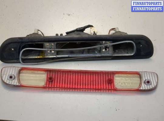 купить Фонарь дополнительный (стоп-сигнал) на Toyota Tundra 2000-2006